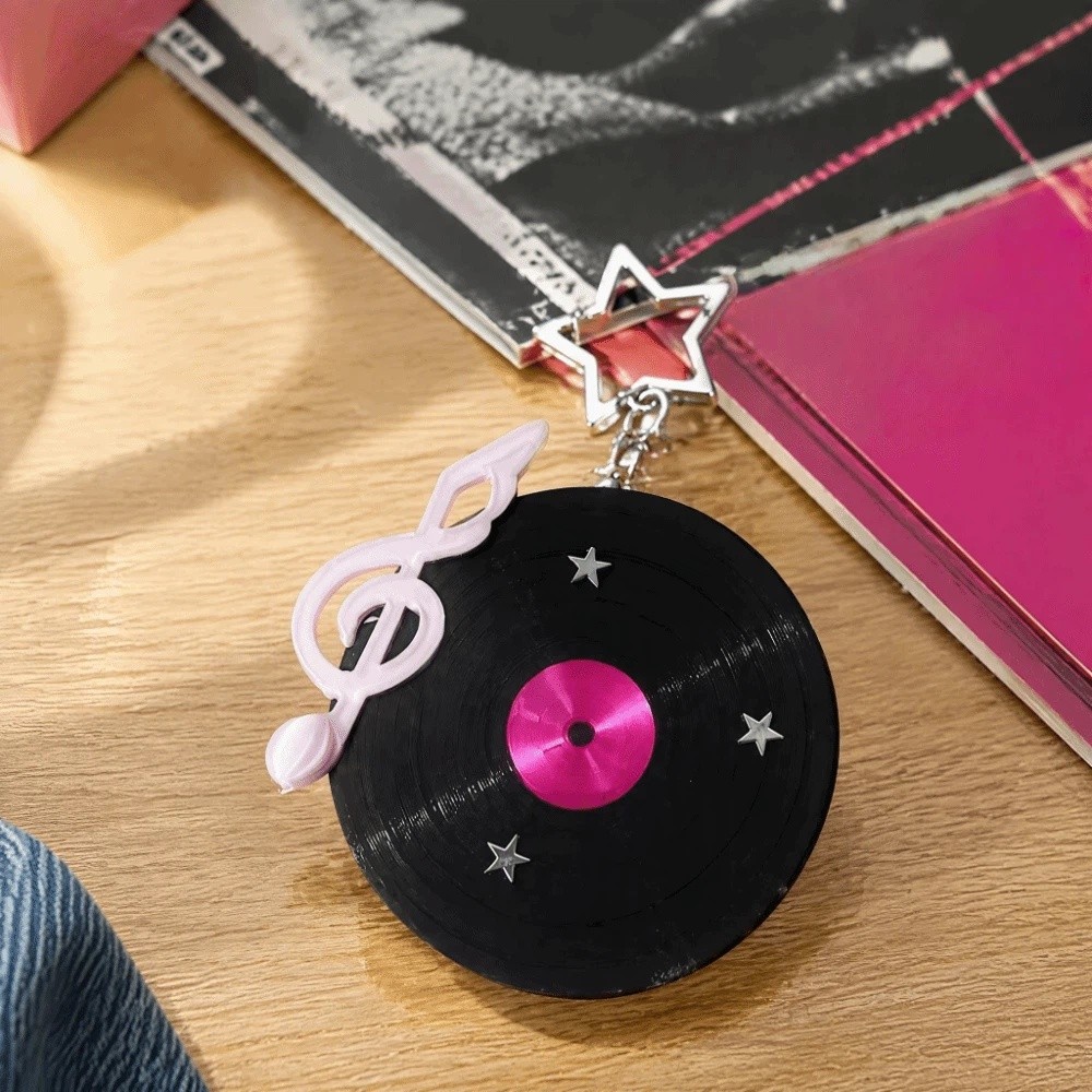Y2K 스타일의 비닐 레코드 키링, 한국 및 일본 스타 - Cable Winder Keychain 리뷰 및 가격
